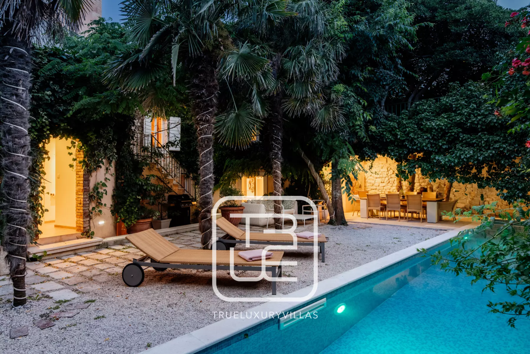 Villa Holi