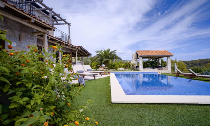 Villa Basa