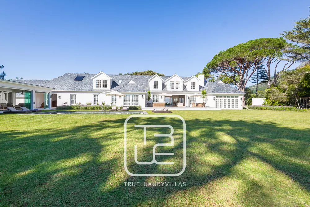 Villa Wisteria Lane