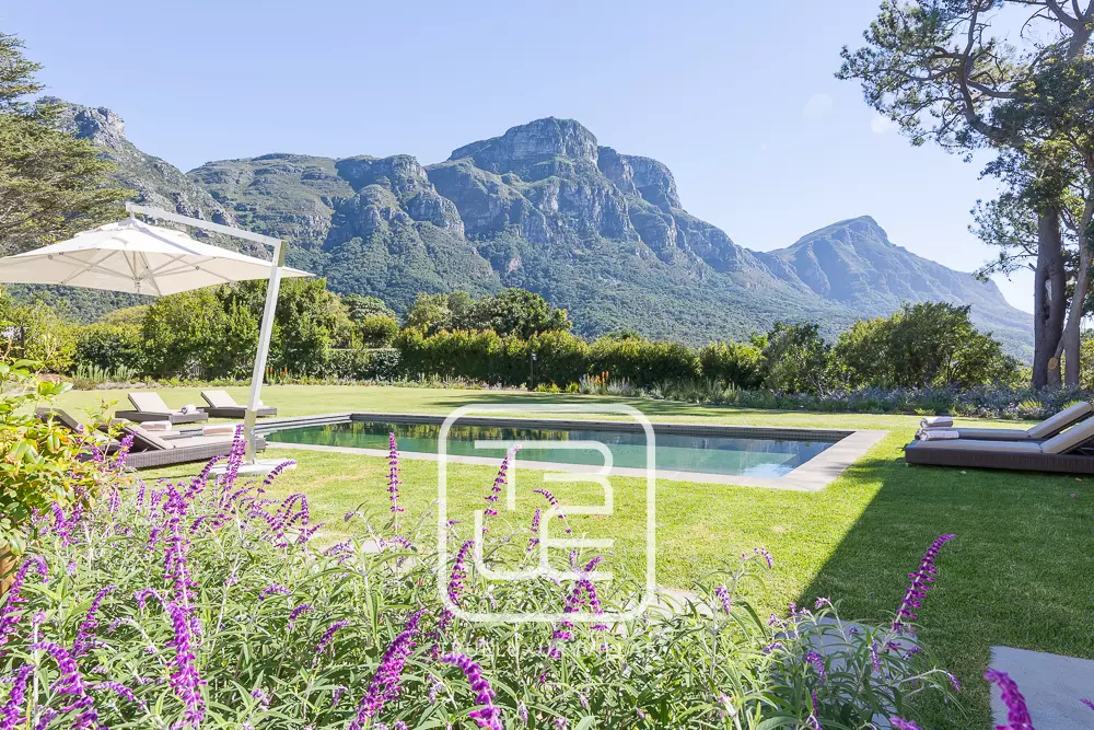 Villa Wisteria Lane