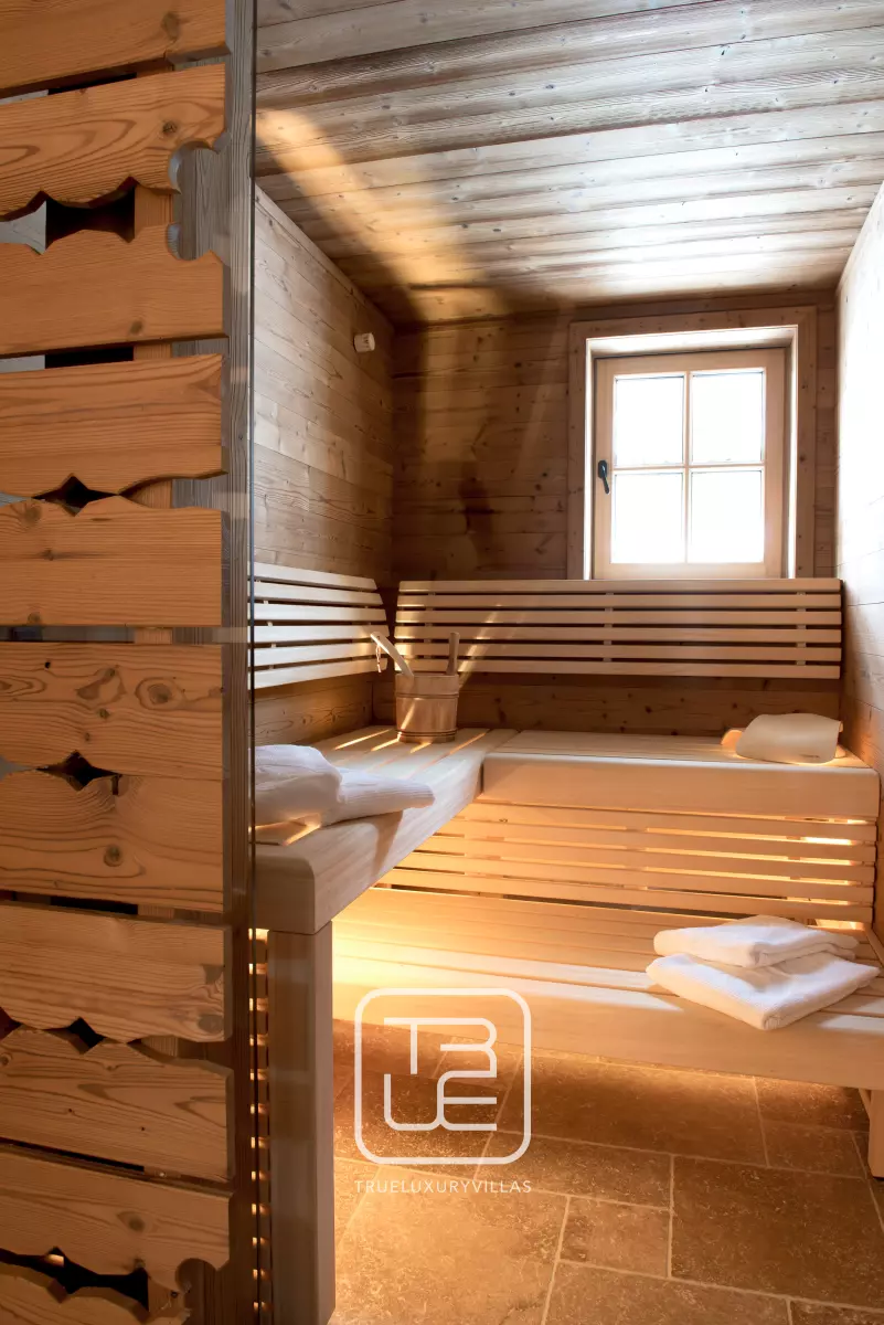 Chalet Shella One