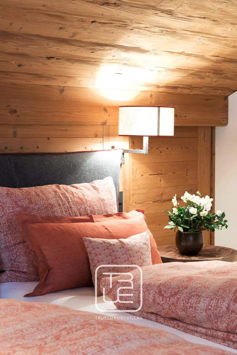 Chalet Shella Two