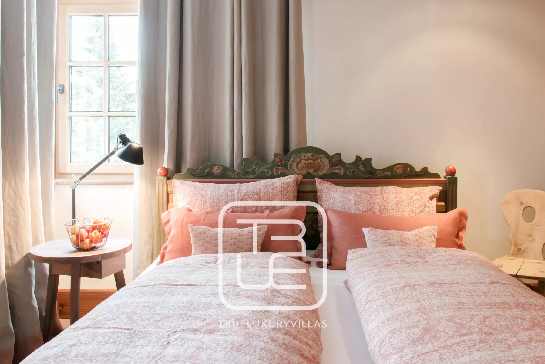 Chalet Shella Two