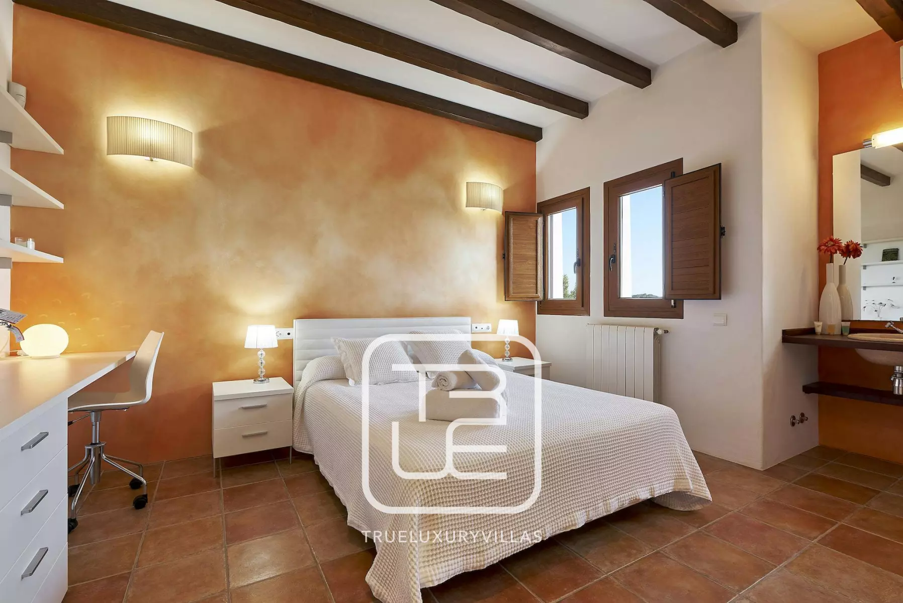 Villa Delinos