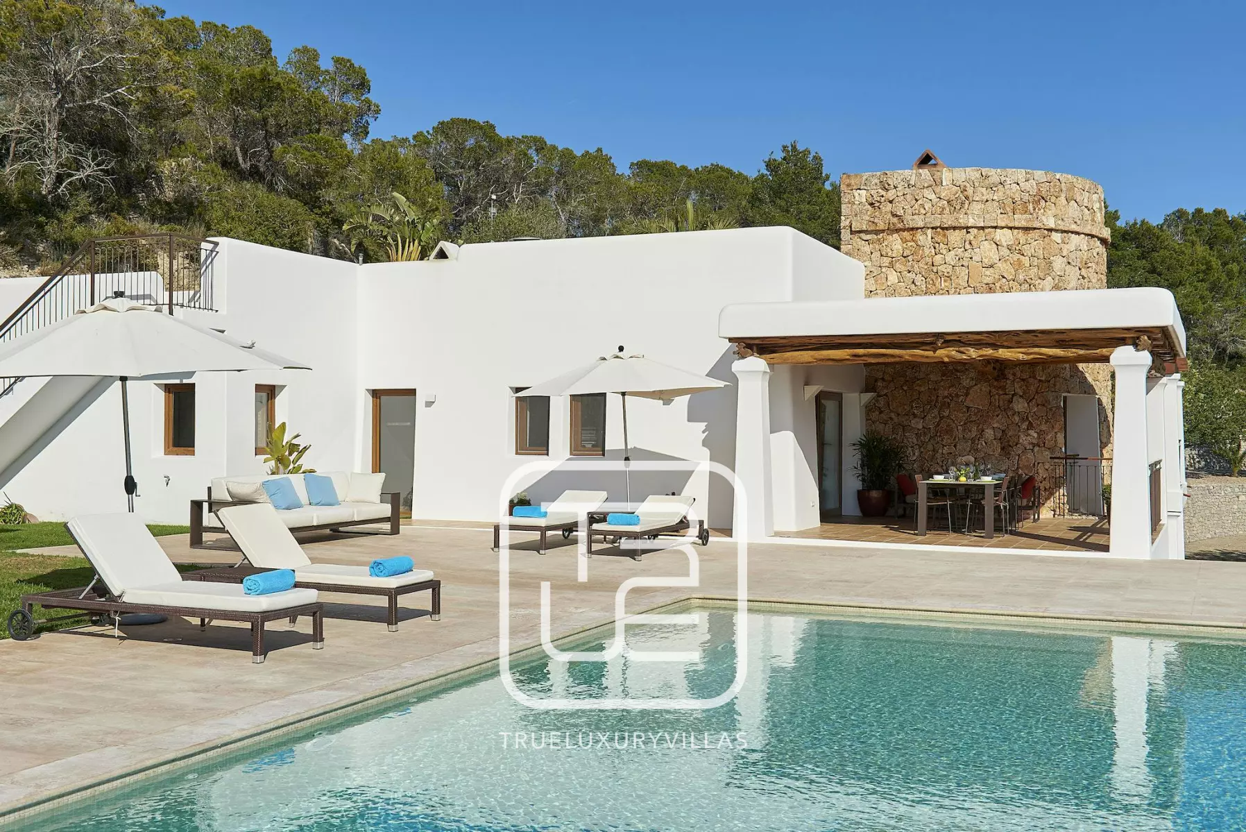 Villa Delinos
