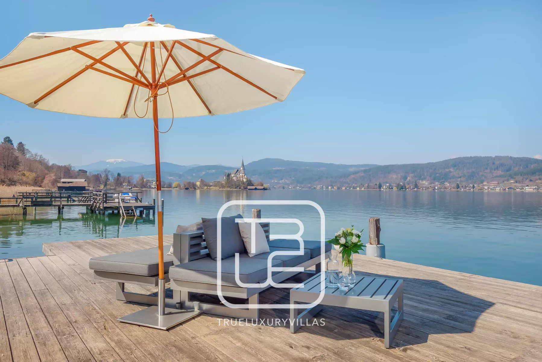 Villa Lago