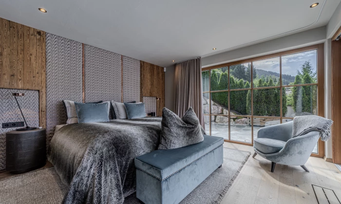 Chalet Summit