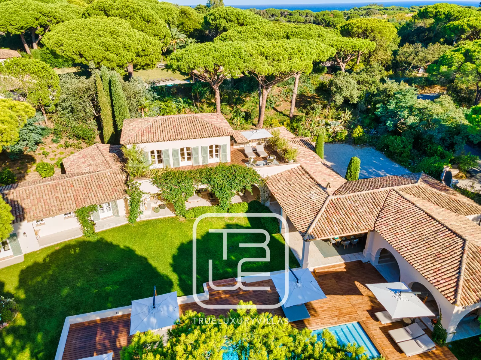 Villa Salins