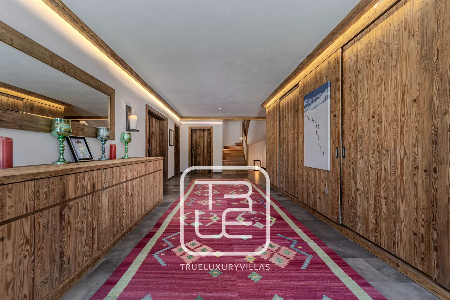 Chalet Zephyr