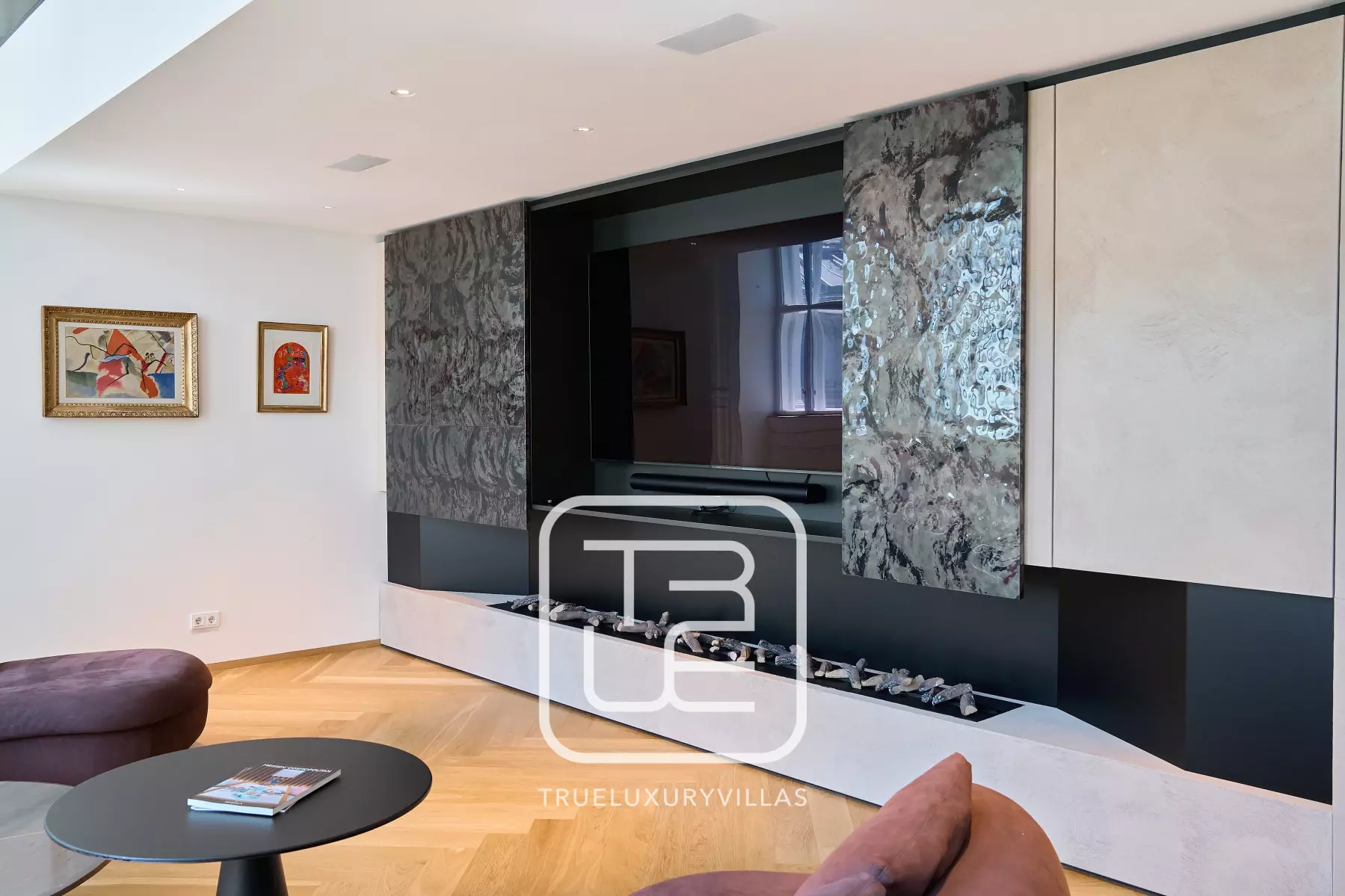 Apartment Pangea