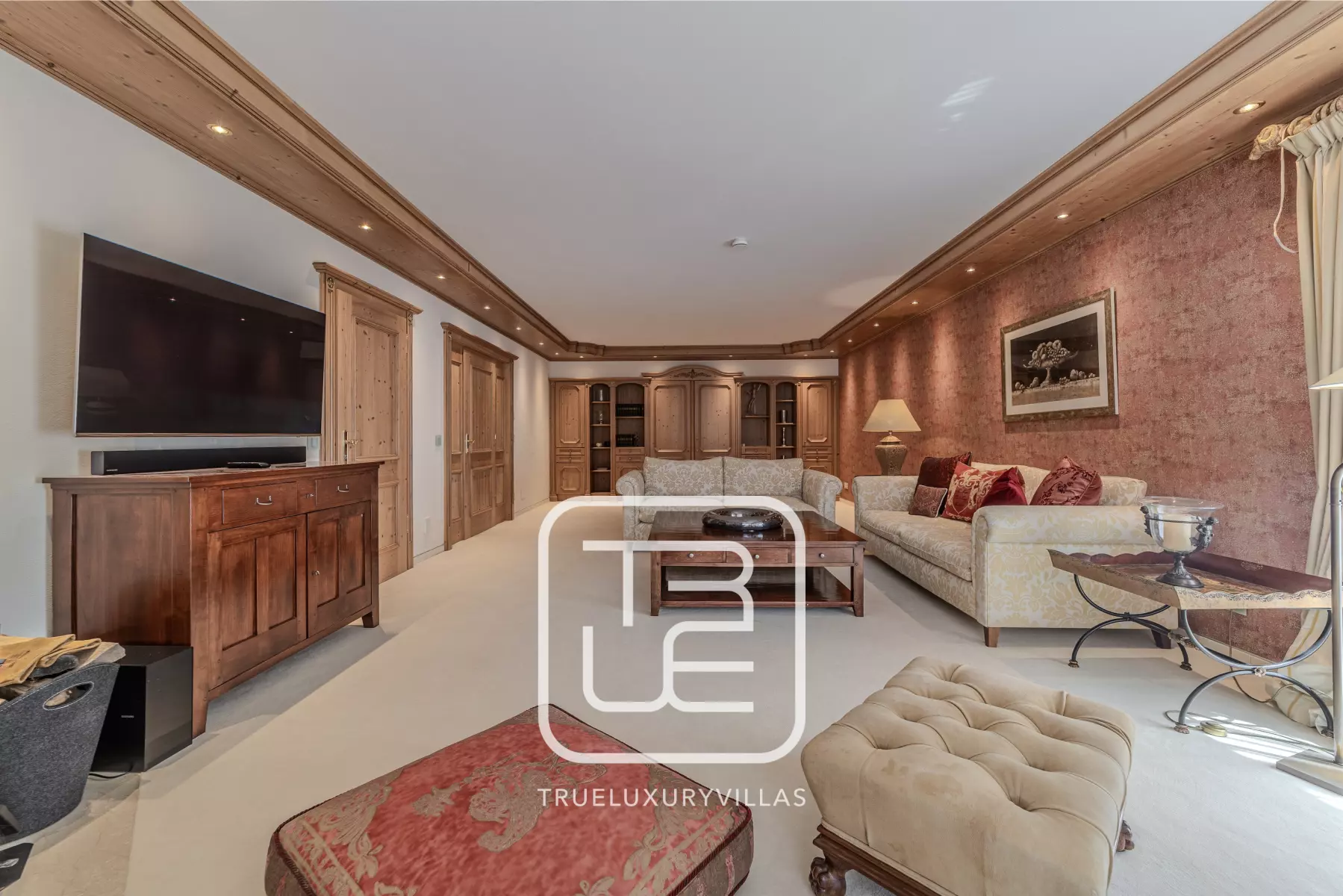 Chalet Heritage