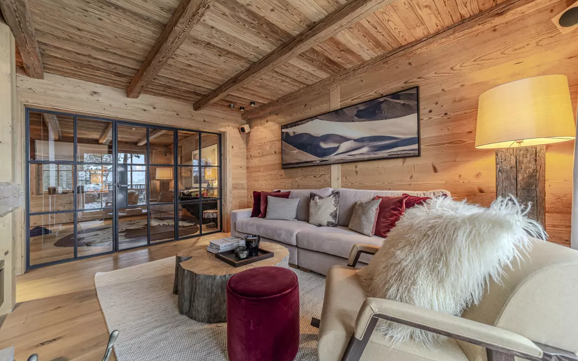 Secondary living room