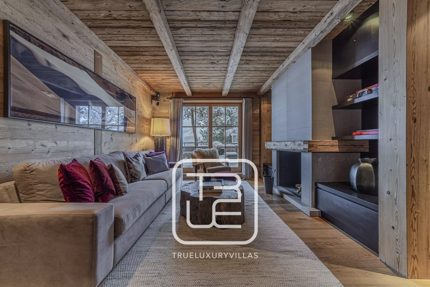 Secondary living room