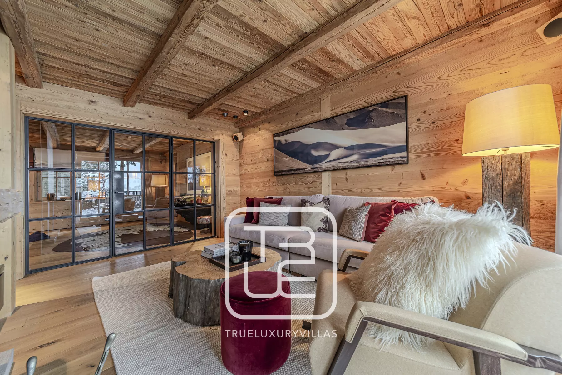 Secondary living room