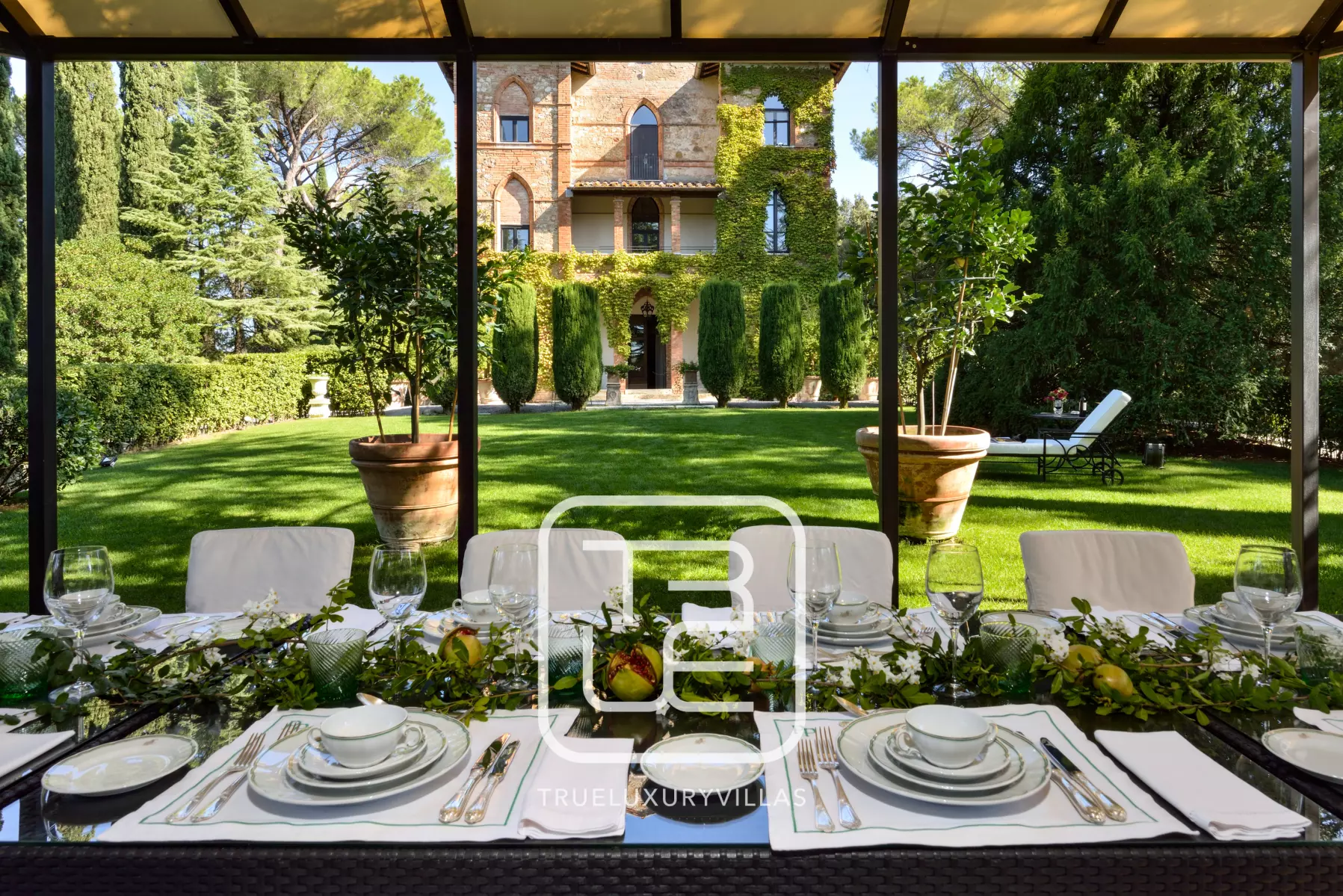 Estate Ora