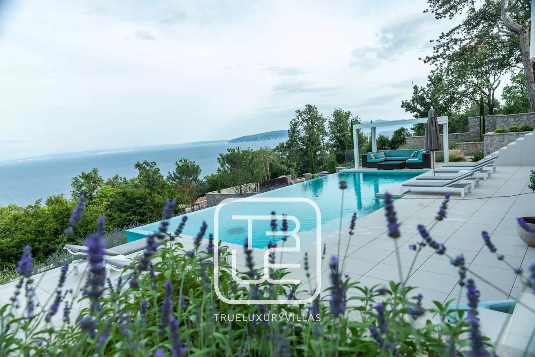 Villa L'Aura