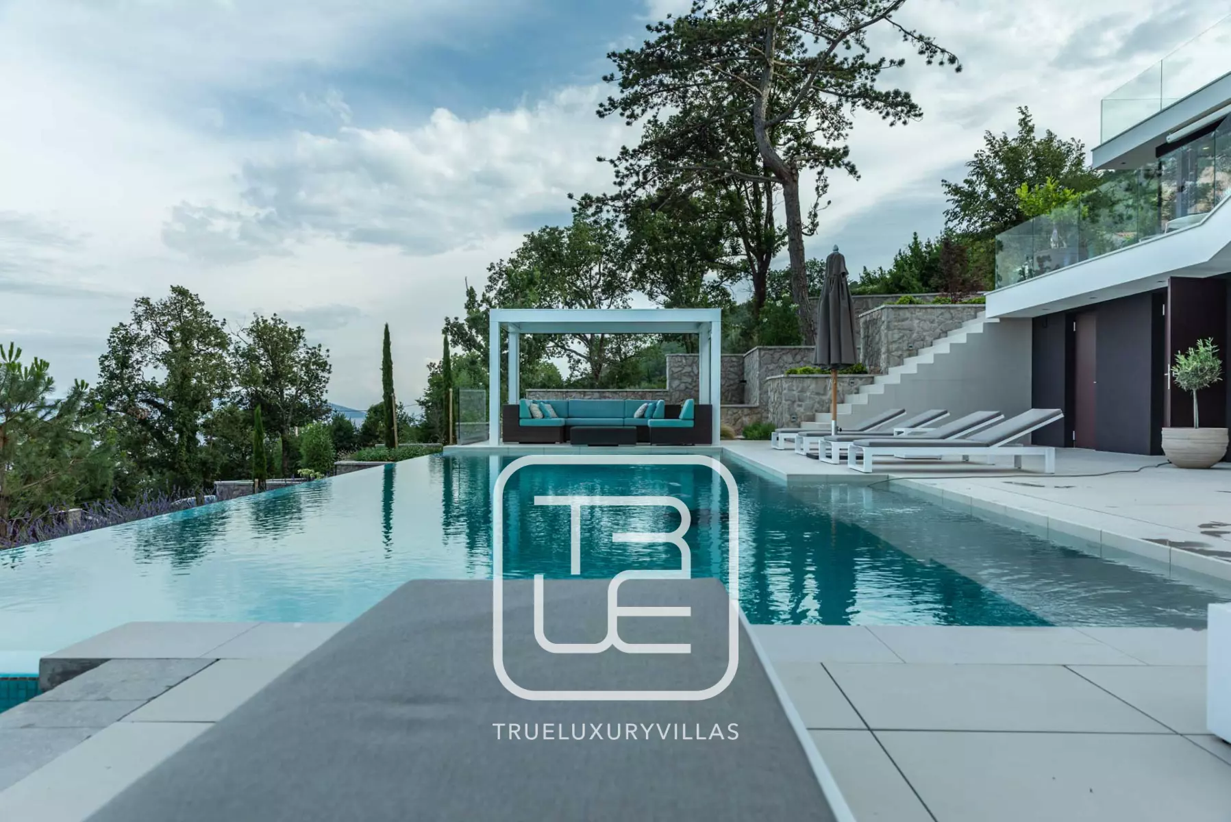 Villa L'Aura