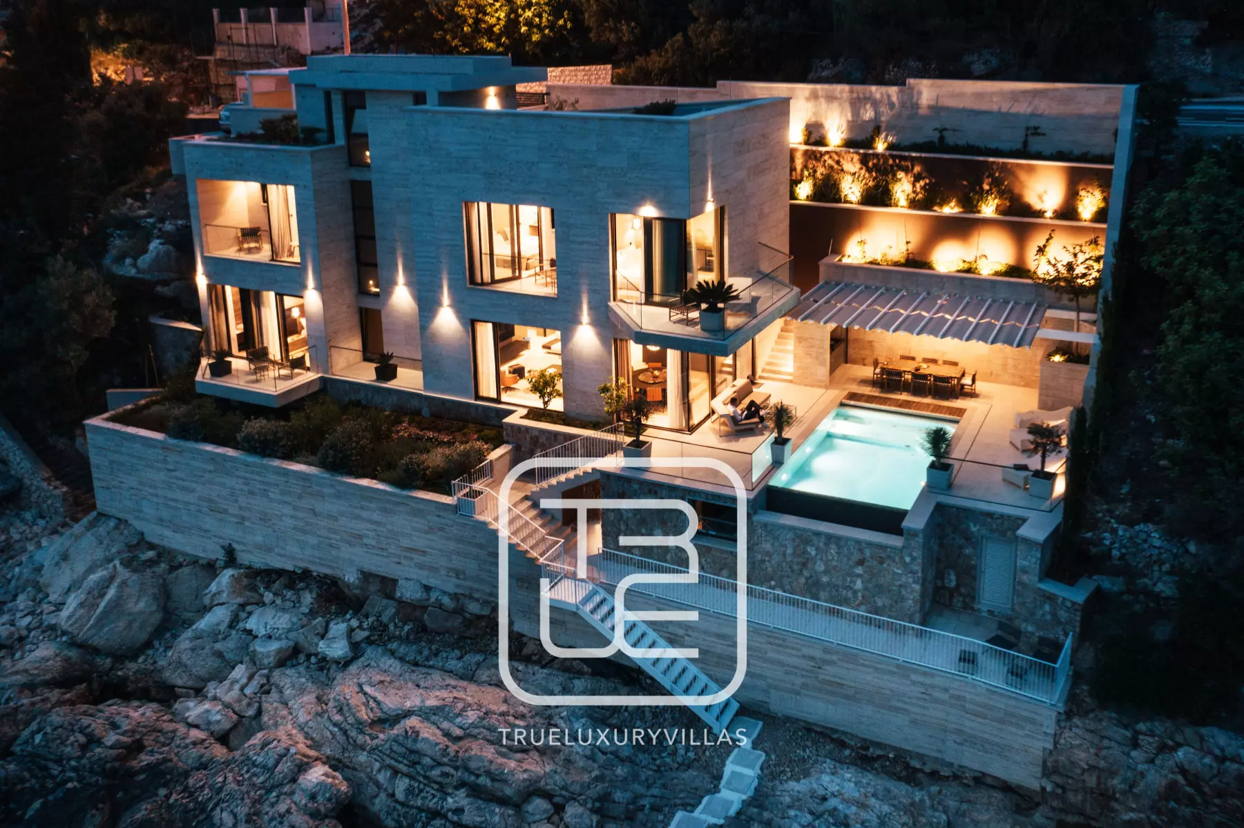 Villa Cyntia