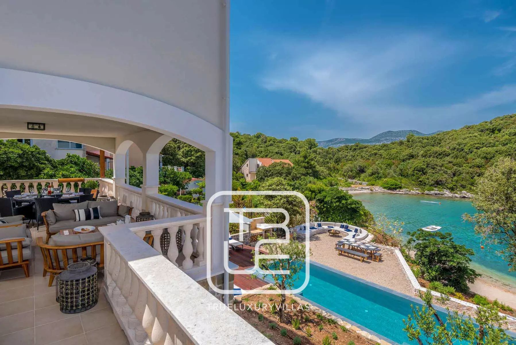 Villa Elvira