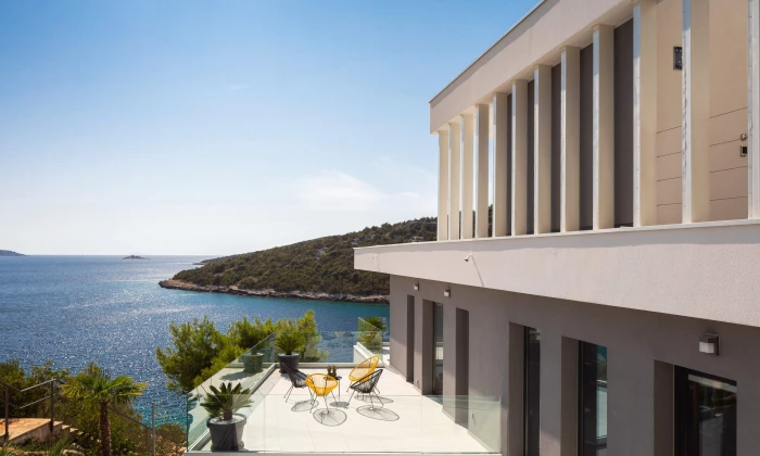 Villa Mina