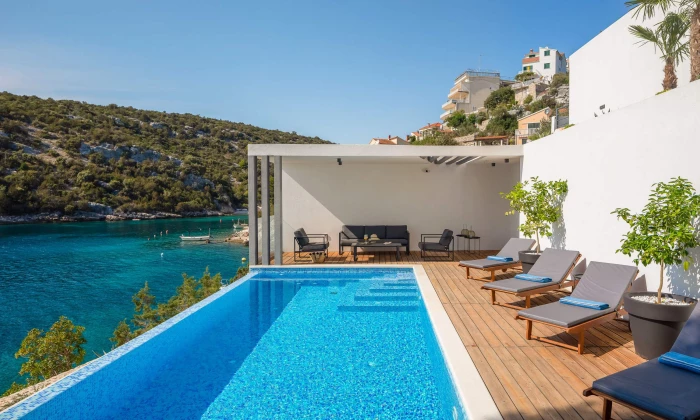 Villa Mina