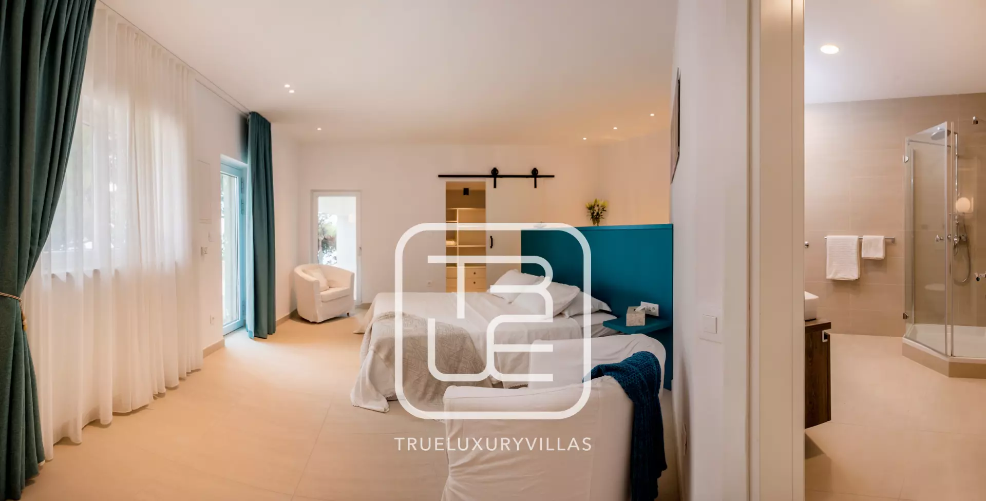Villa Polly