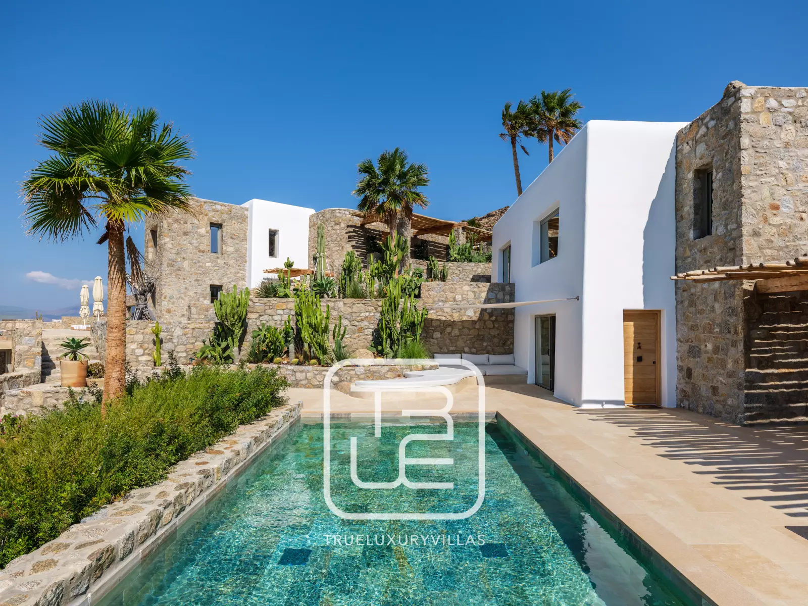 Lukas Estate