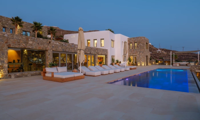 Lukas Estate