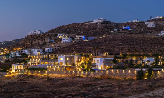 Lukas Estate