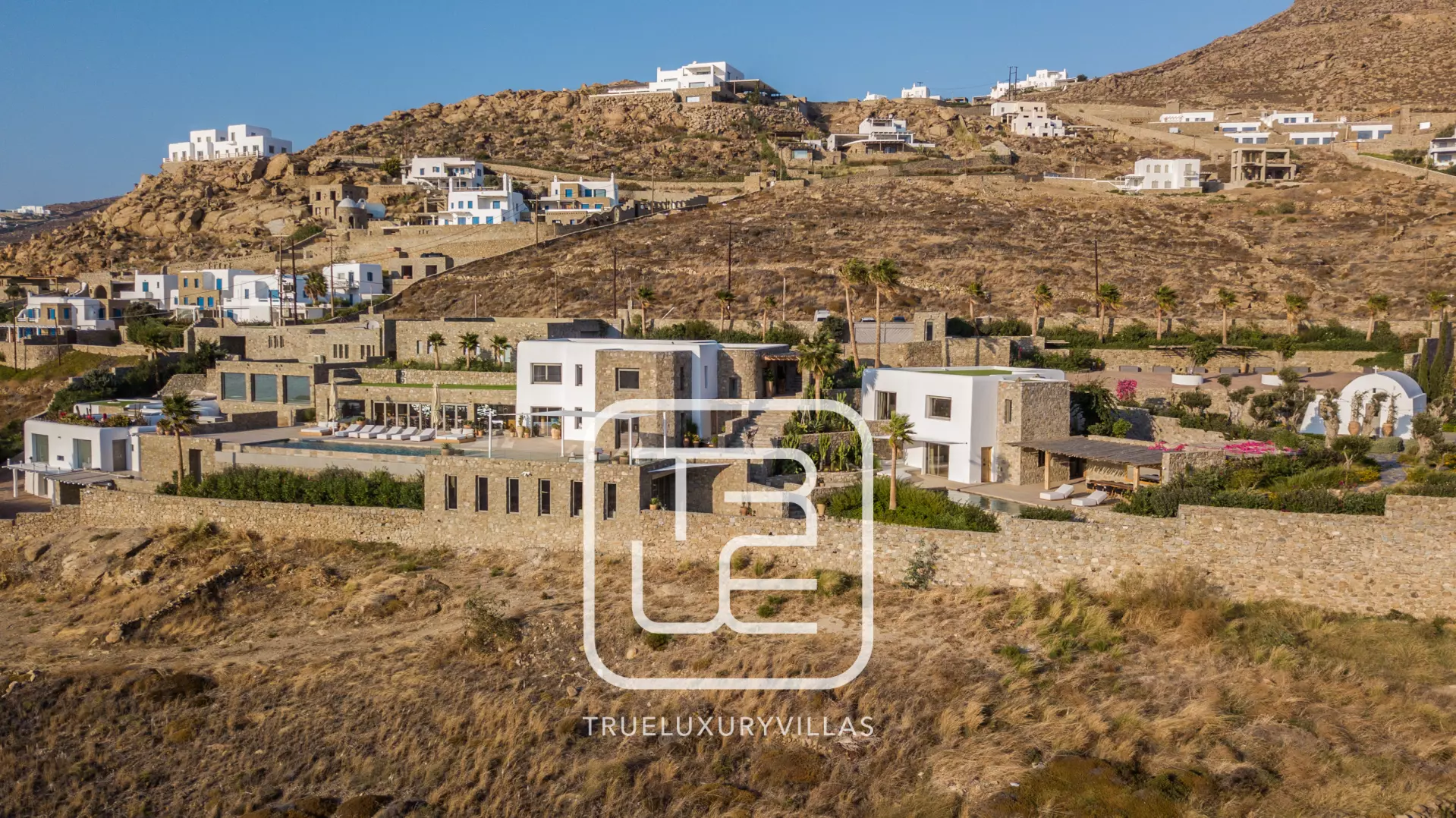 Lukas Estate