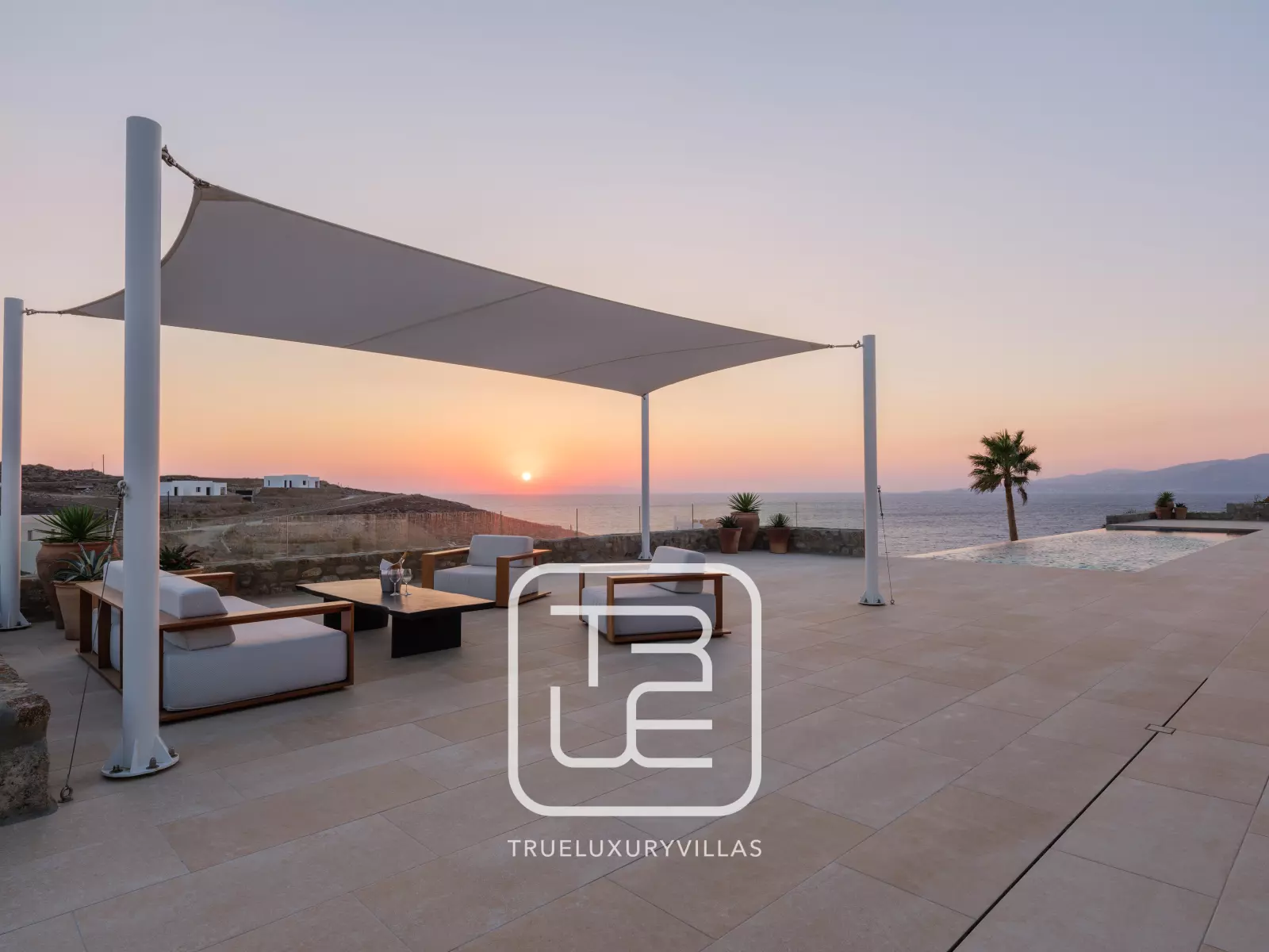 Lukas Estate