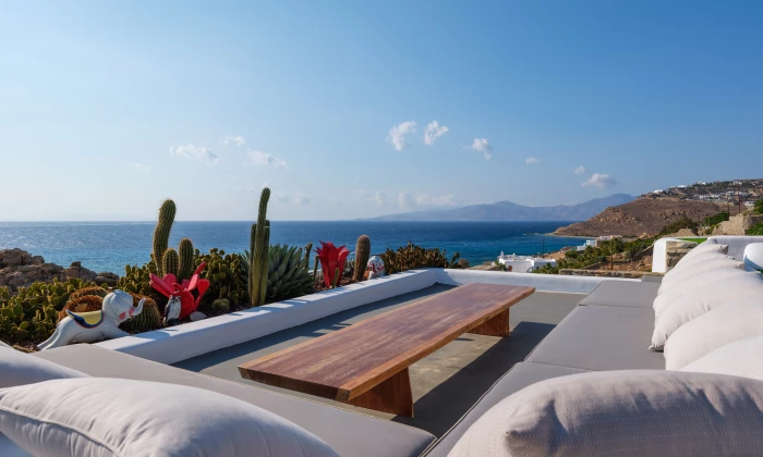 Lukas Estate