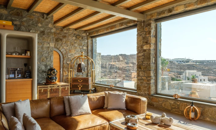 Lukas Estate