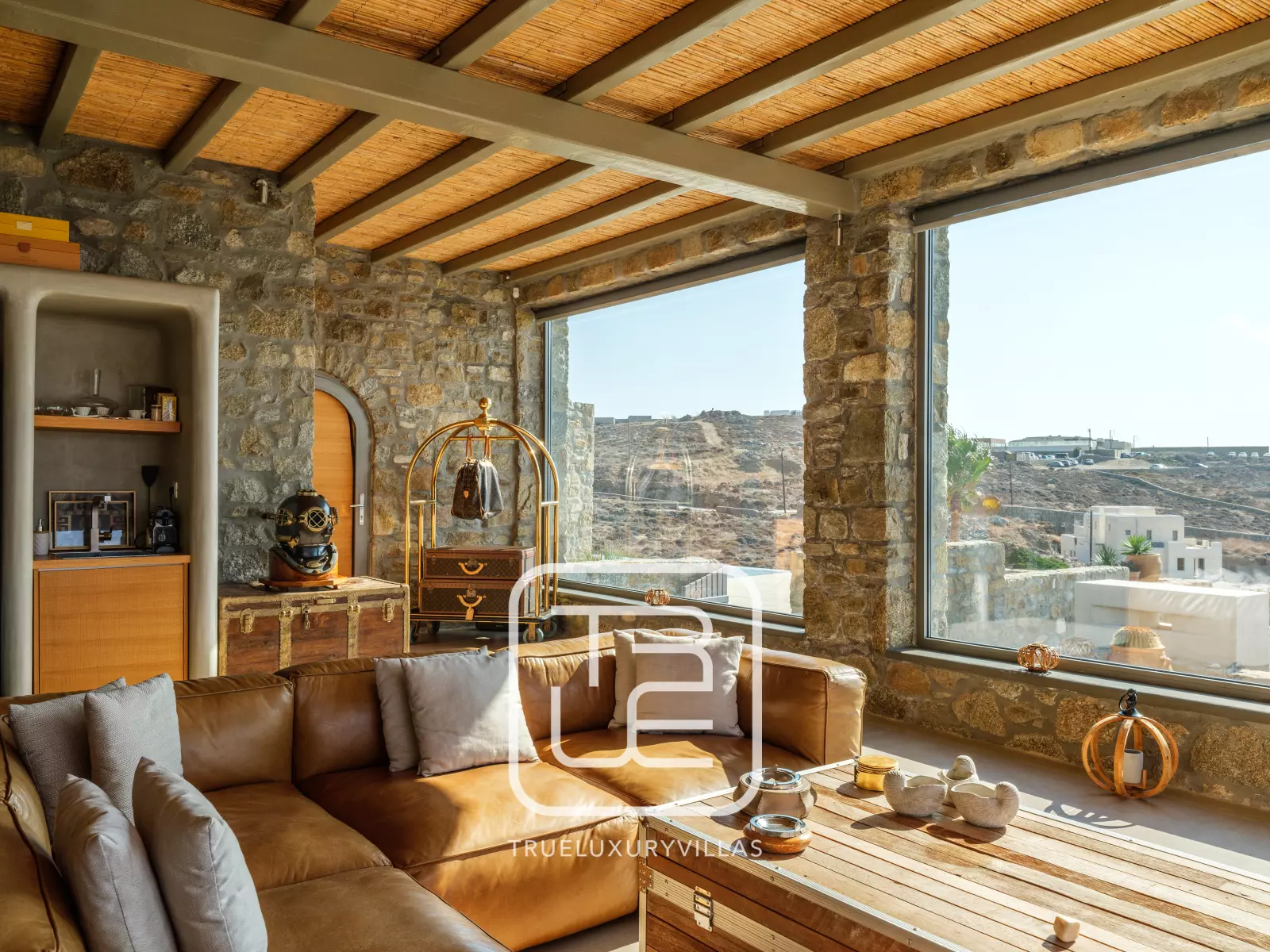 Lukas Estate