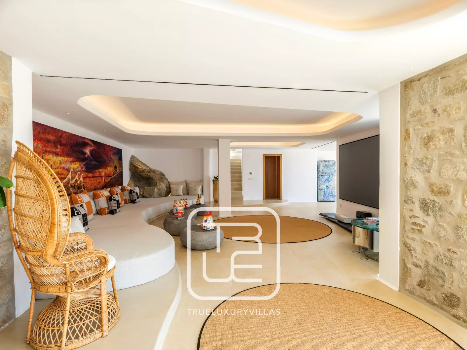 Lukas Estate