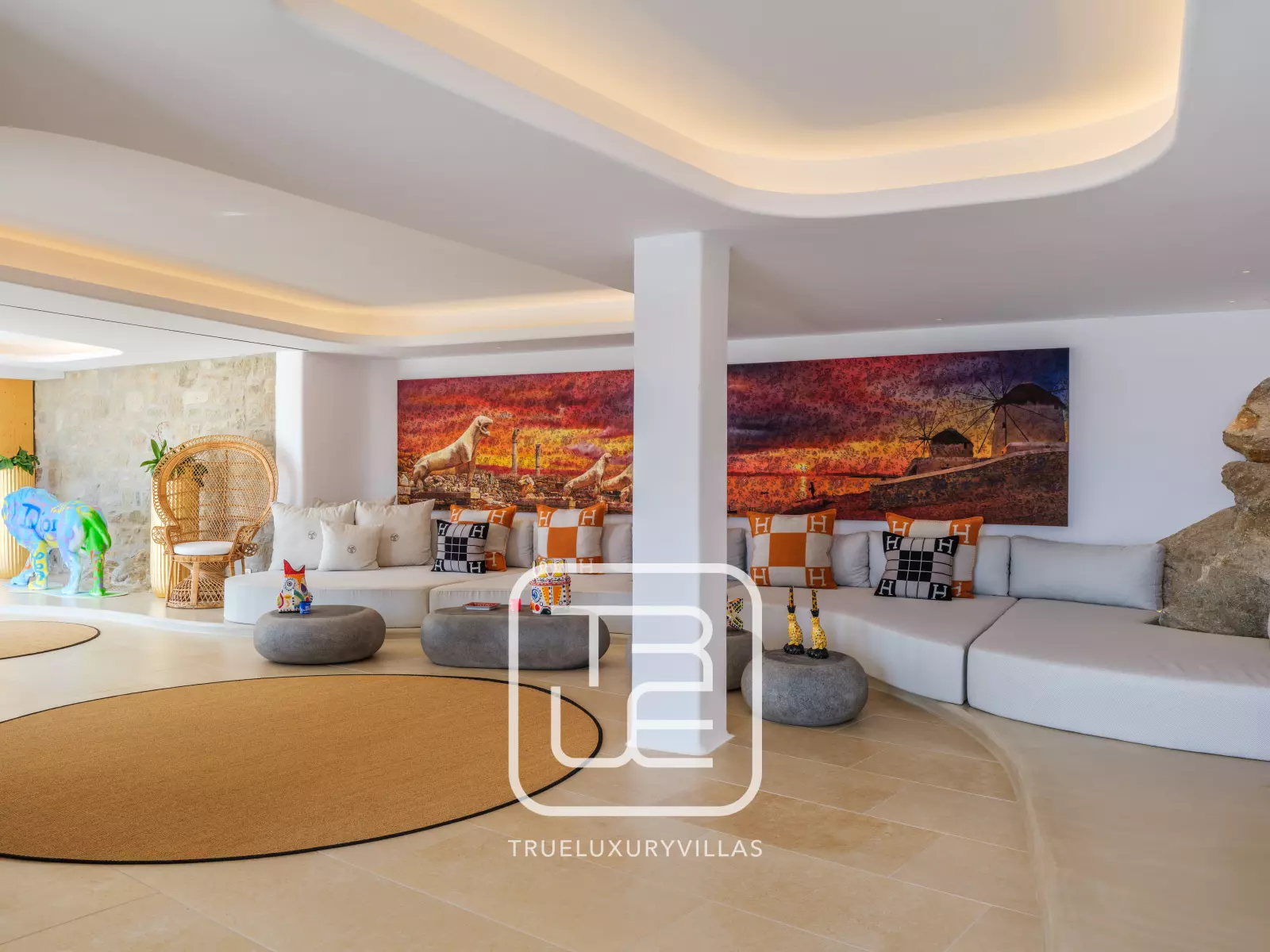 Lukas Estate