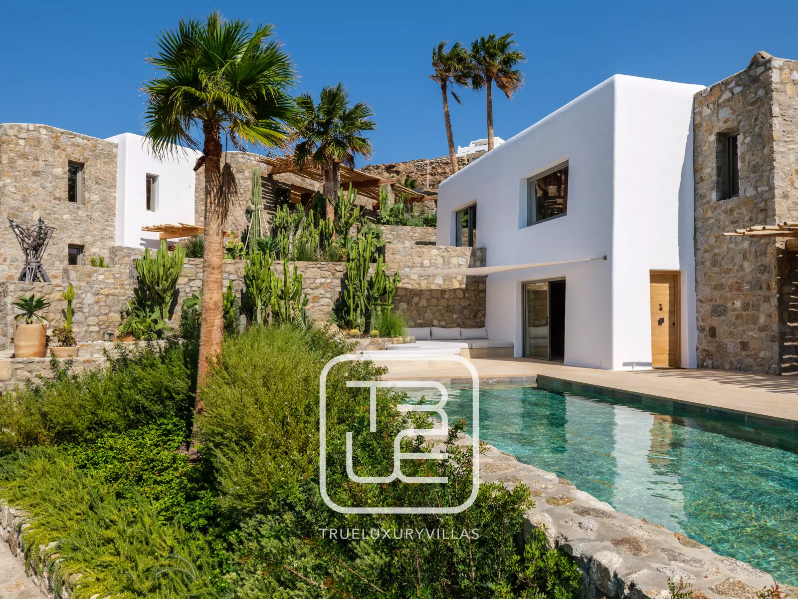 Lukas Estate