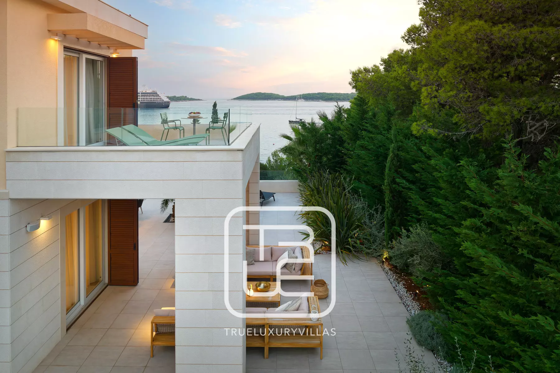 Hvar Residence West