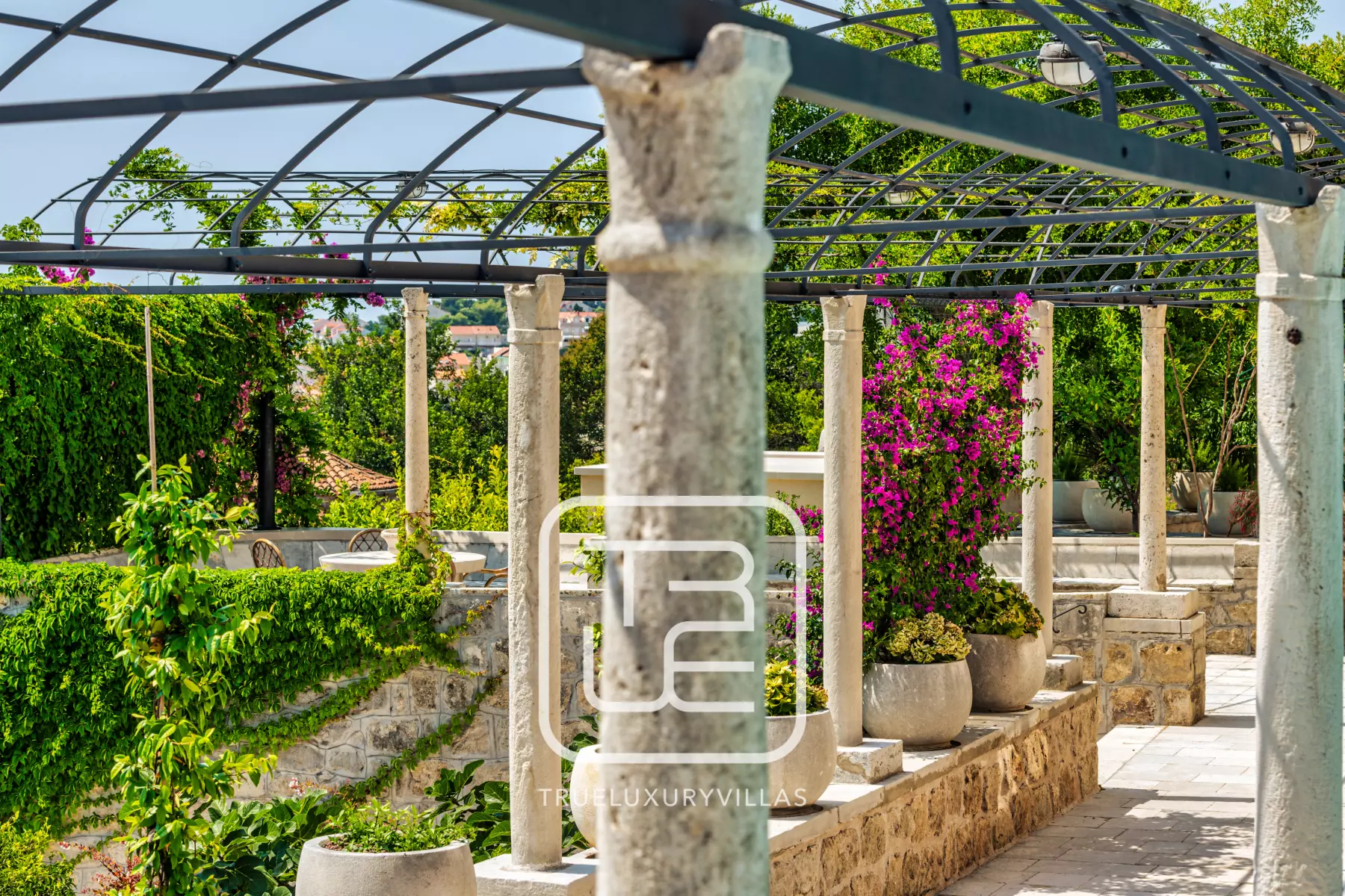 Villa Flora