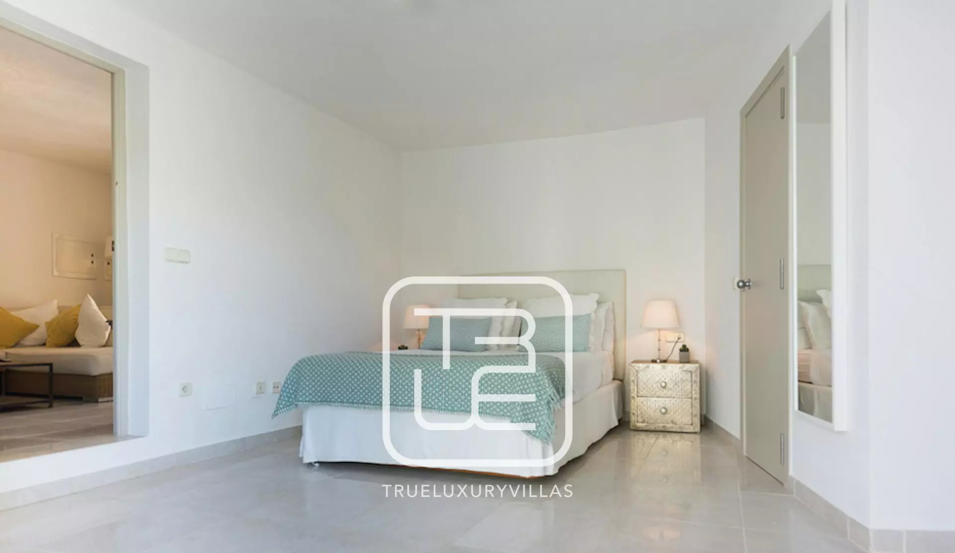 Villa Raza