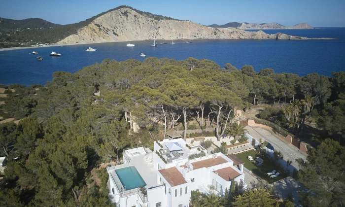 Villa Raza