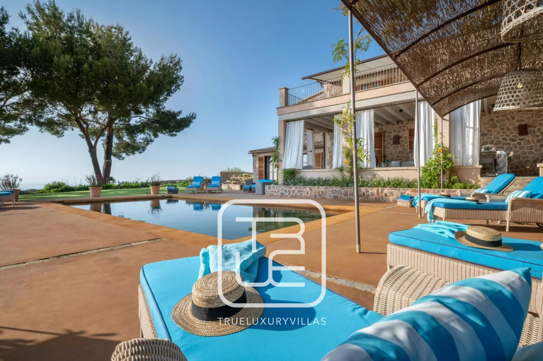 Villa Lucari