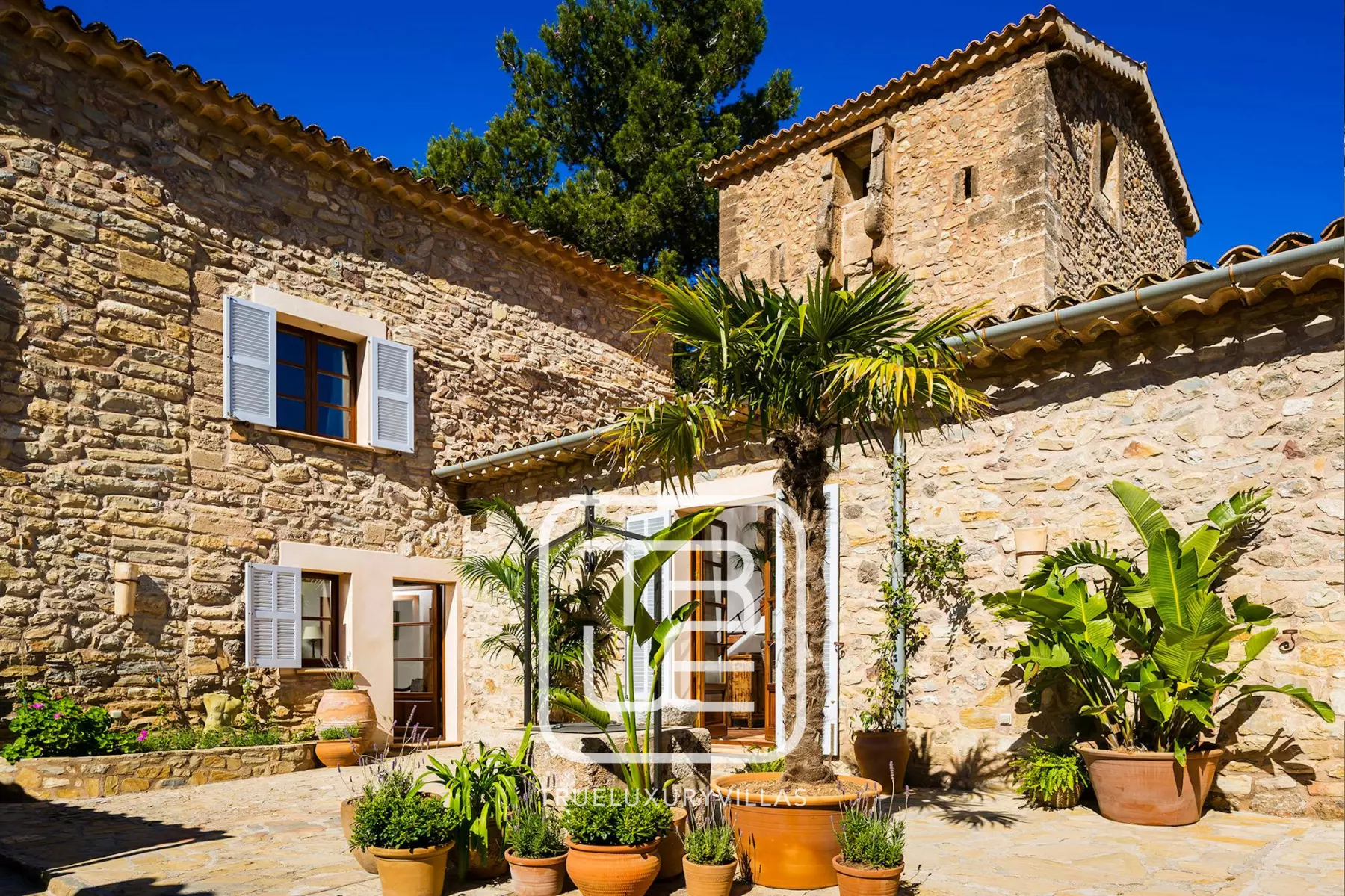 Villa Santi