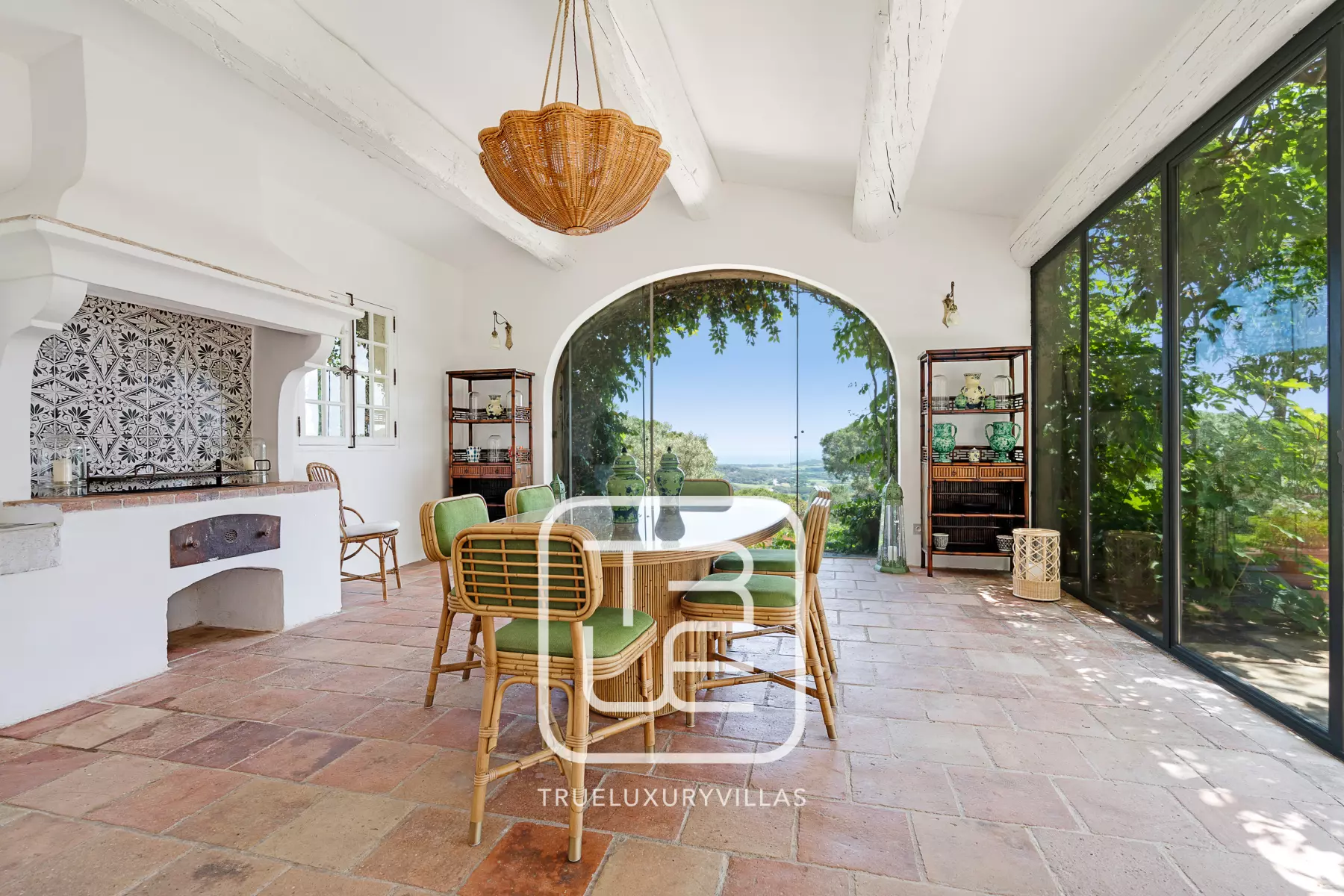 Villa Aria